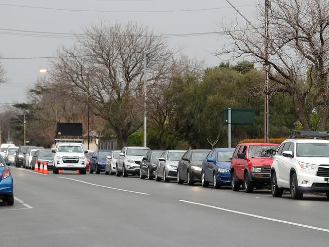 COVID LOCKDOWN - Thursday, 22nd July, 2021 - Daw Park Covid-19 testing site. Cars down Winston Avenue waiting to turn onto Daws Road. PIcture: Sarah Reed