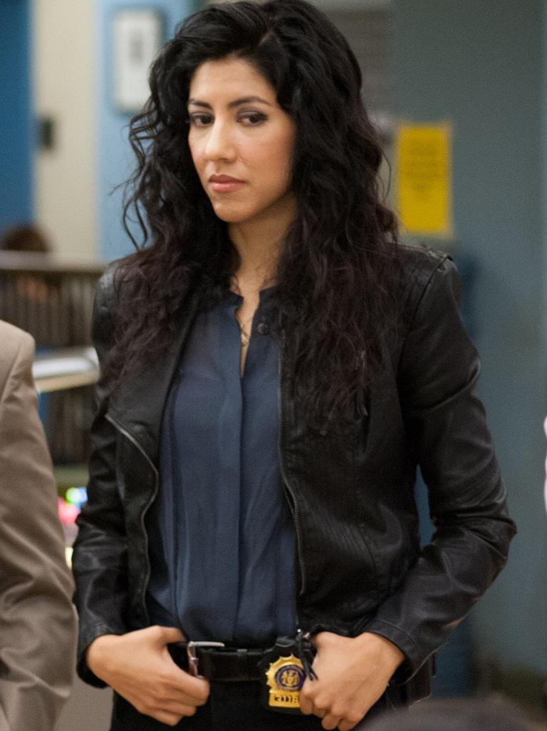 Stephanie beatriz