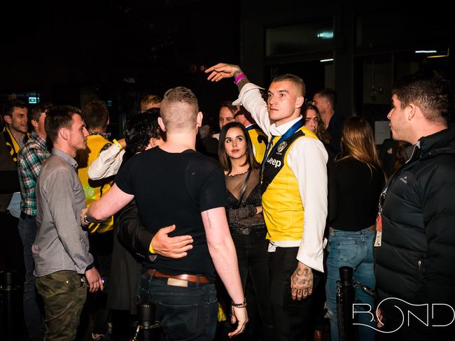 Dusty leads the Tiger into Bond Bar. Picture: Bond Bar