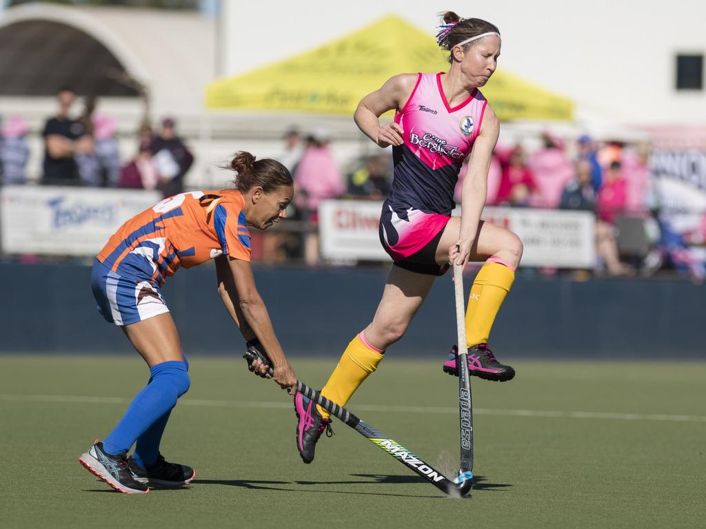 Latitia Robinson (right) defends for Toowoomba 2 against Naomi Smith of Maryborough 1.