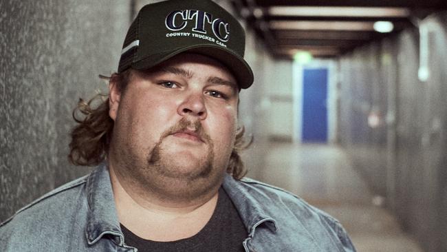 Australian country music singer Brad Cox will headline The Bunker Hoedown in Gympie this weekend.