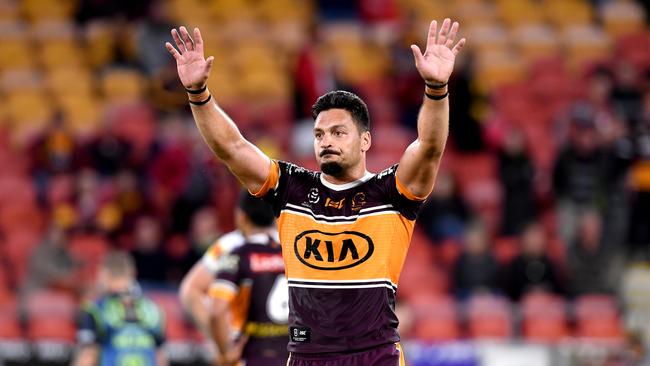 Alex Glenn apologies to fans following Brisbane’s loss to Gold Coast. Picture: Bradley Kanaris/Getty