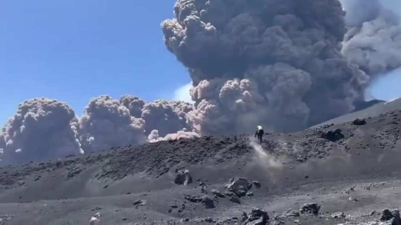 Dramatic Footage Shows People Running Away as Etna Powerfully Erupts