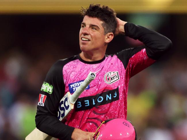 SYDNEY, AUSTRALIA - JANUARY 24: Moises Henriques of the Sixers looks dejected after being dismissed by Tom Andrews of the Thunder during the BBL The Challenger match between Sydney Sixers and Sydney Thunder at Sydney Cricket Ground on January 24, 2025 in Sydney, Australia. (Photo by Mark Kolbe Photography/Getty Images)