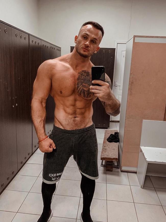 Fitness influencer Dmitriy Stuzhuk influencer who thought COVID-19 did not exist, died aged 33 after contracting the virus in a stark warning to the Australian anti-vax brigade.