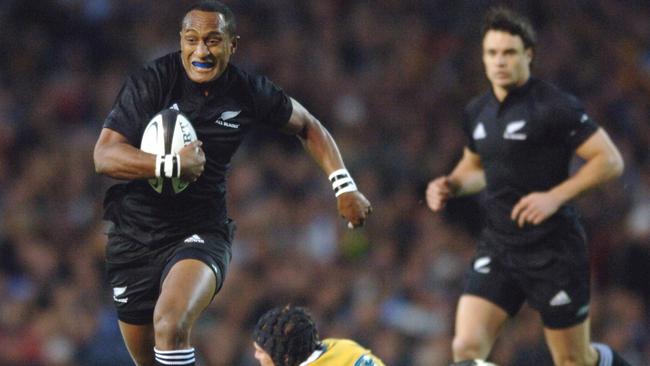 Vunivalu wanted the follow the path of Fijian All Black Joe Rokocoko. (AP PicRoss/Setford /NZPA)