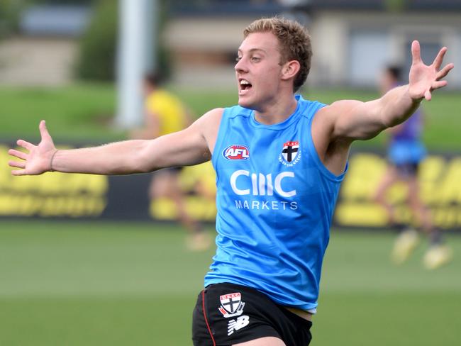 Arie Schoenmaker at St Kilda training. Picture: Andrew Henshaw