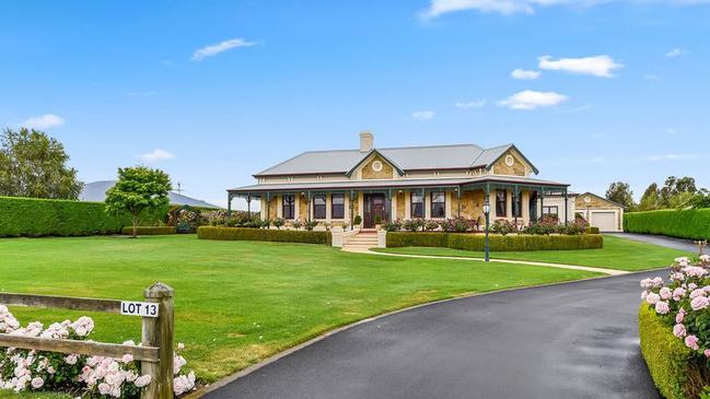 18 Turnbull Drive, Worrolong. Picture: realestate.com.au