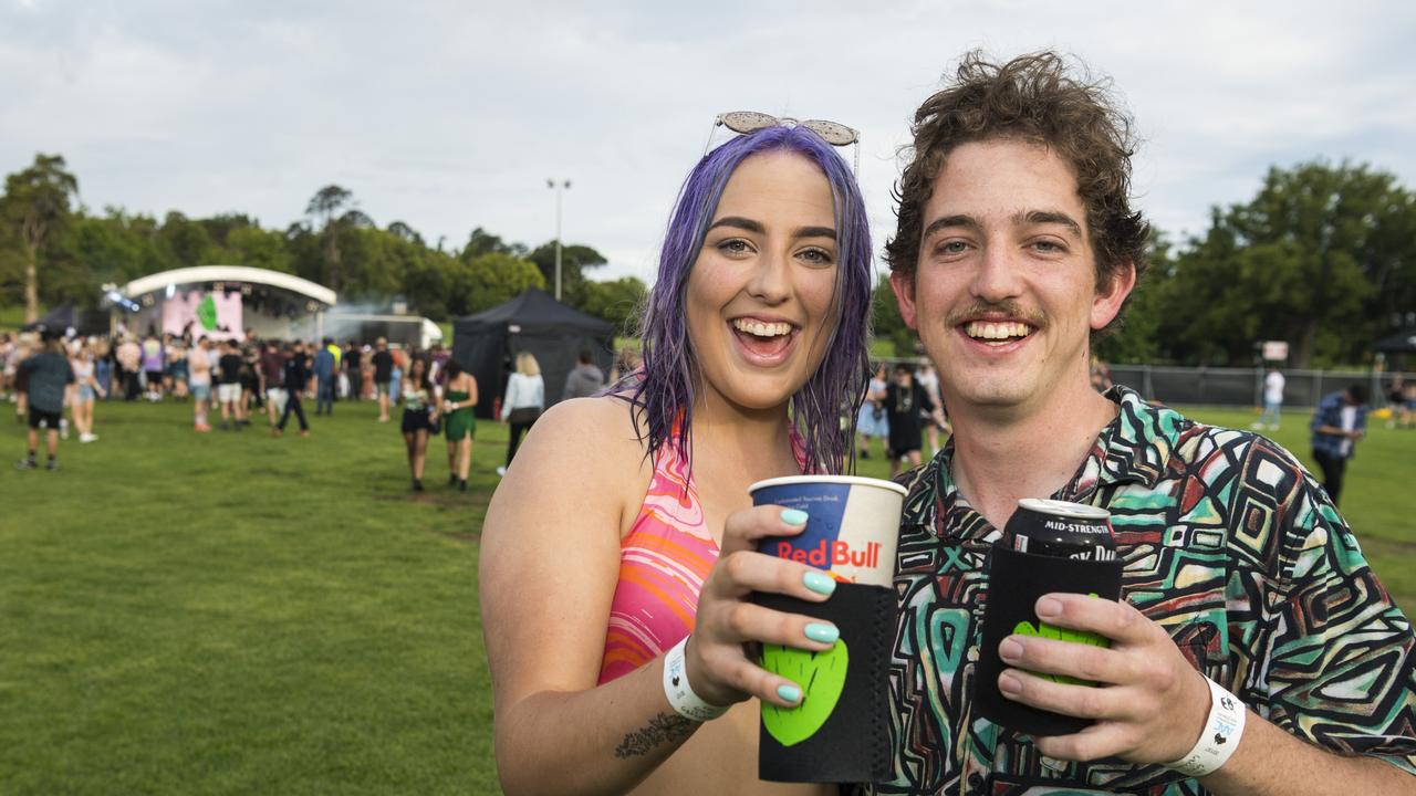 Sophie and Brent Locke at The Backyard Series in Queens Park, Saturday, November 6, 2021. Picture: Kevin Farmer