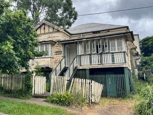 BEFORE: Prior to its massive upgrade this home are 25 Mullin Street, Paddington, QLD 4064 was falling apart.