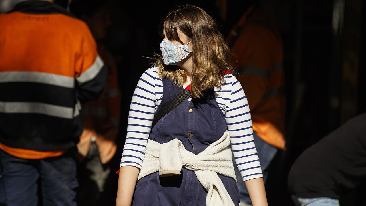 Melbourne residents have been asked to wear masks. Picture: Daniel Pockett/Getty Images