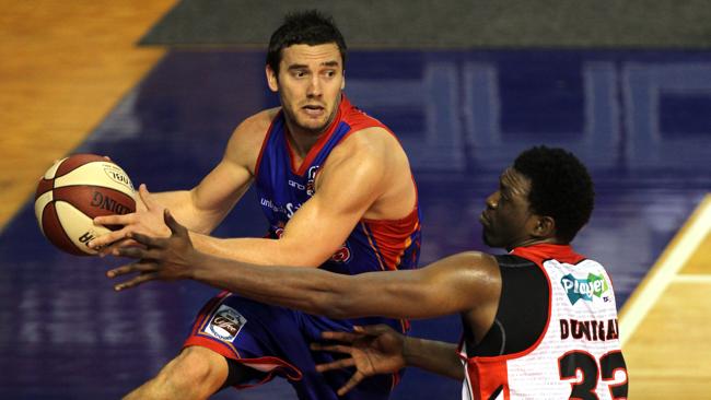 Forestville Eagles boost title chances with signing of Adelaide 36er ...