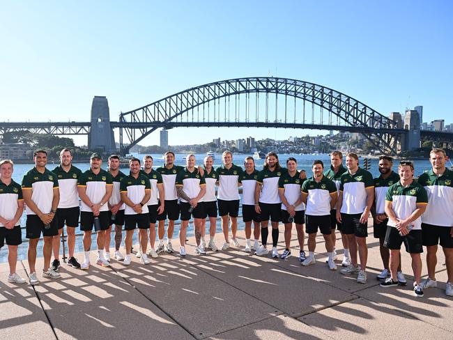 The Kangaroos gather at Bennelong Point ahead of the Pacific Championship final.