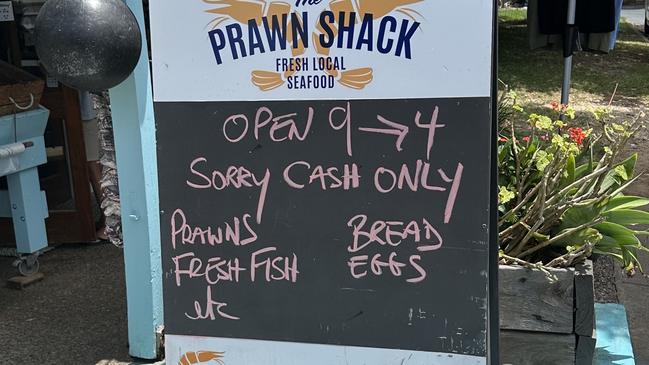 Some businesses at Point Lookout cannot take payment via EFTPOS and are asking for cash payments only. Picture: Contributed