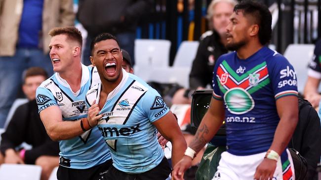 Mulitalo had running battles with several Warriors players, which affected his performance and allowed the visitors to storm home. Picture: Mark Kolbe / Getty Images