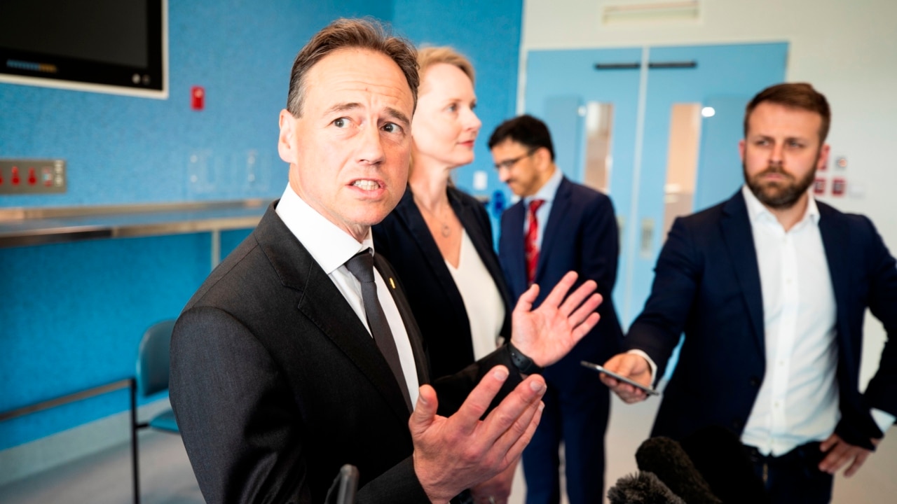 Health ministers to meet in Melb as govt enacts coronavirus 'pandemic plan'