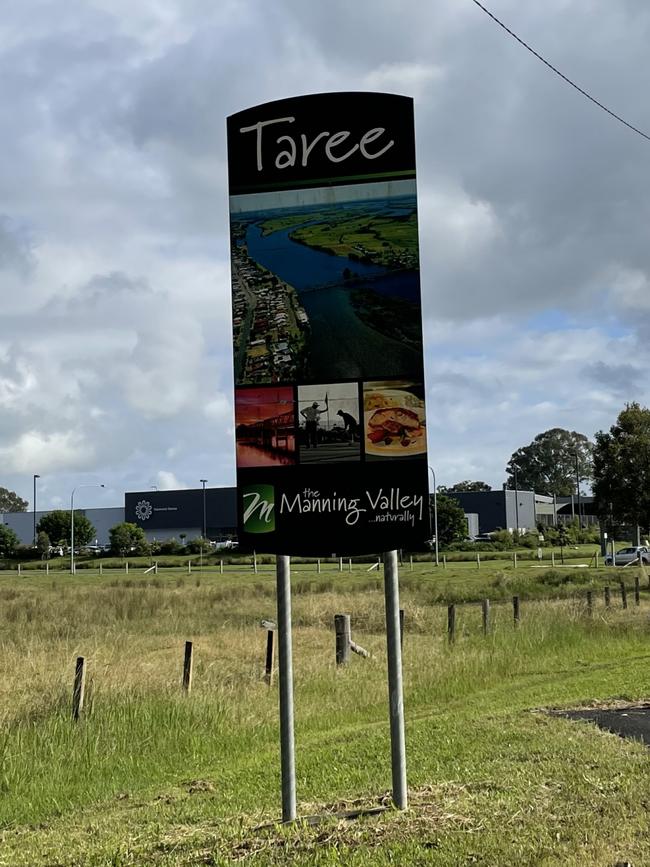 A police pursuit sped through Taree yesterday.