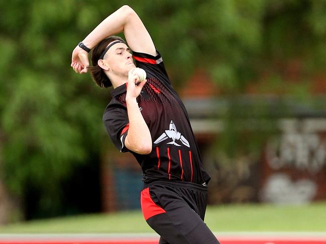 Premier Cricket: Essendon v Greenvale Kangaroos, Cameron McClure of Essendon bowlingSaturday, December 5, 2020, in Essendon, Victoria, Australia. Picture: Hamish Blair