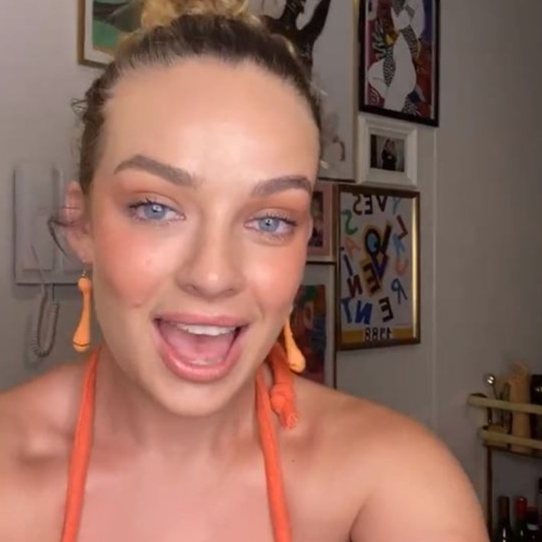 The Bachelor S Abbie Chatfield Launches Sex Toy In X Rated Instagram Live Au