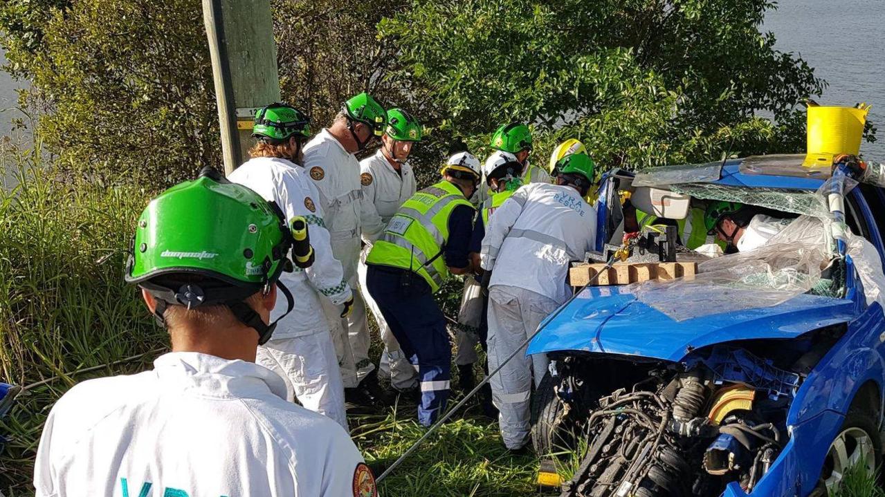 Emergency Crews Called To Horrific Christmas Day Crash Daily Telegraph