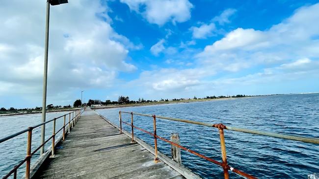 The run down Kingston Jetty. Picture: Anna Min