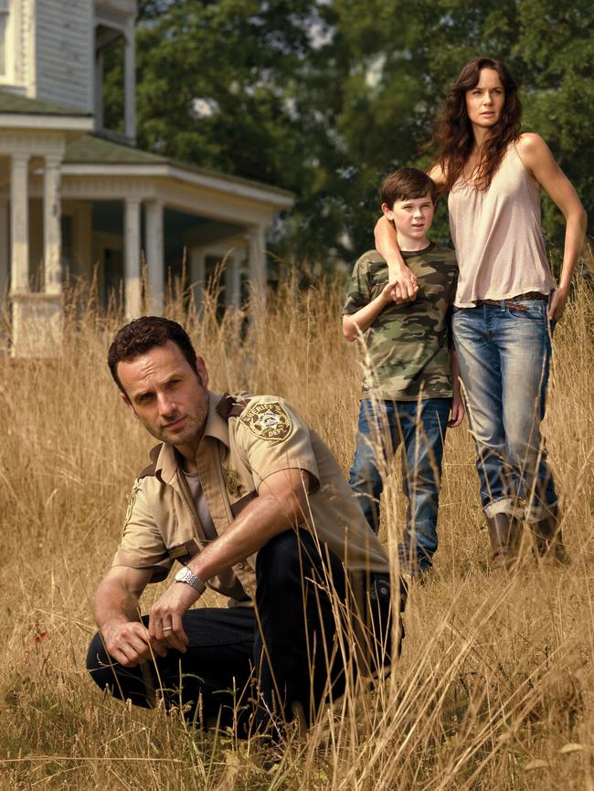 Flashback to the days when Lori was alive, Carl was cute and Rick was clean-shaven.