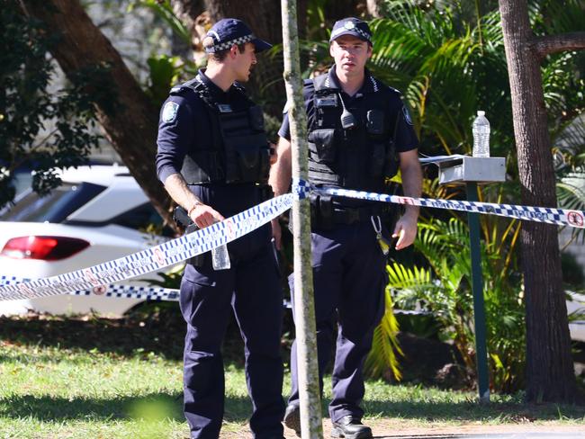 BRISBANE, AUSTRALIA - NewsWire Photos AUGUST 29, 2024: Police are investigating after two people were found dead in a home in BrisbaneÃs north. Picture: NewsWire/Tertius Pickard