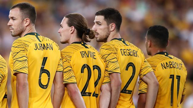 SYDNEY, AUSTRALIA - NOVEMBER 20: Tim Cahill of Australia and team mates prepare to defend a penalty during the International Friendly Match between the Australian Socceroos and Lebanon at ANZ Stadium on November 20, 2018 in Sydney, Australia. (Photo by Cameron Spencer/Getty Images)