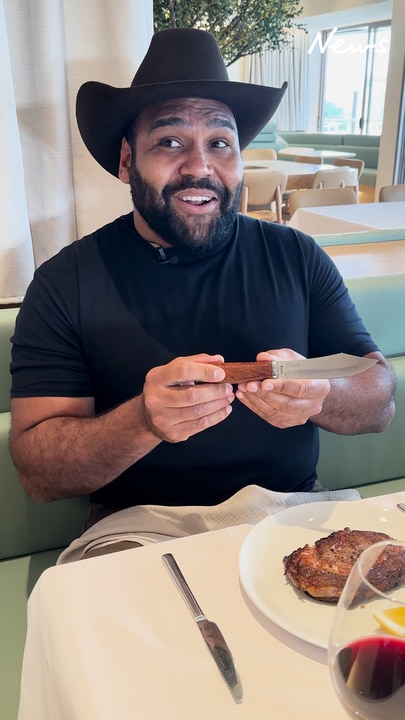 Sam Thaiday joins Gambaro's knife club