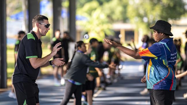 Scott Boland and the Melbourne Stars ran a clinic at Malak Primary School while in Darwin for the Top End T20 Series. Picture: NT Cricket / Patch Clapp