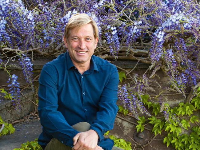 EMBARGO FOR WISH MAGAZINE. 04 OCTOBER 2024. Lauded landscape designer Paul Bangay welcomes opportunities of all sizes. Garden designer and author Paul Bangay. Photo: Simon Griffiths