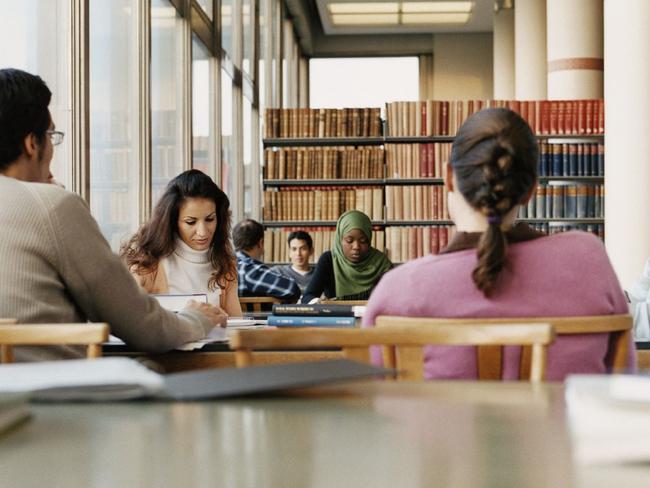 Generic image of university students.