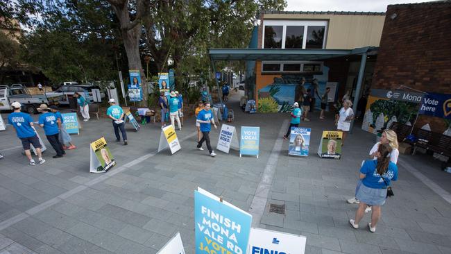 A new national study has revealed the majority of Australian kids have inadequate knowledge of civics. Picture: Daily Telegraph / Brendan Read