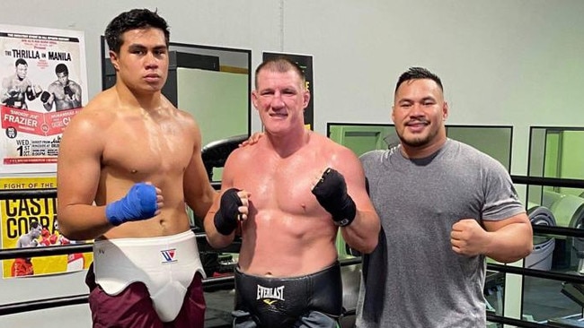 Sydney Roosters' youngster Xavier Va'a (left) and Paul Gallen after sparring.