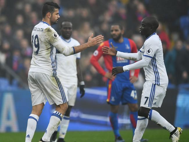 Diego Costa (L) and N'Golo Kante. (Photo by Dan Mullan/Getty Images)