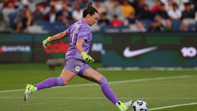 Mackenzie Arnold of Australia kicks during the International Friendly Match between the Australia Matildas and Chinese Taipei at GMHBA Stadium on December 07, 2024 in Geelong, Australia. (Photo by Morgan Hancock/Getty Images)