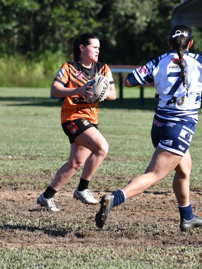 The Herbert River Crushers Women’s team drew 20-20 with Townsville Brothers in a hard-fought contest in Ingham on Saturday. Picture: Cameron Bates