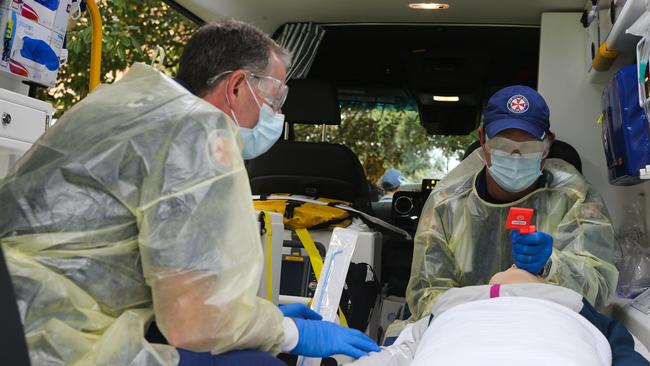 Intensive Care paramedics seen operating new medical devices in a simulation. Picture: NCA NewsWire / Gaye Gerard