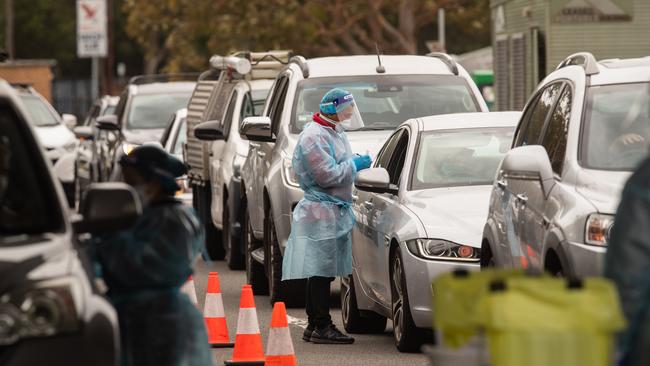 Queues of cars lined up at the drive-through Covid testing clinic at Cromer Park in Sydney's Northern Beaches Monday after it was revealed that there were cases of the new Omicron variant in NSW. Picture: by Julian Andrews.