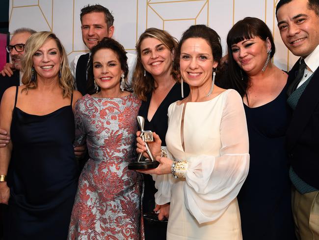 The cast of Wentworth poses with his Logie award for the most popular drama program at the 2018 Logie Awards at The Star Casino on the Gold Coast, Sunday, July 1, 2018. (AAP Image/Dan Peled) NO ARCHIVING, EDITORIAL USE ONLY