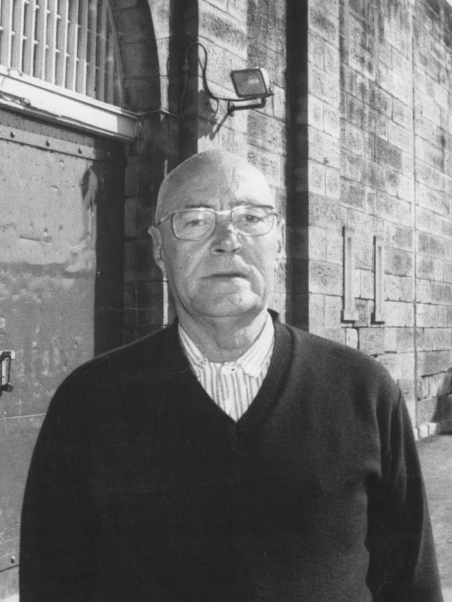 Chow Hayes outside Parramatta Jail in 1974.