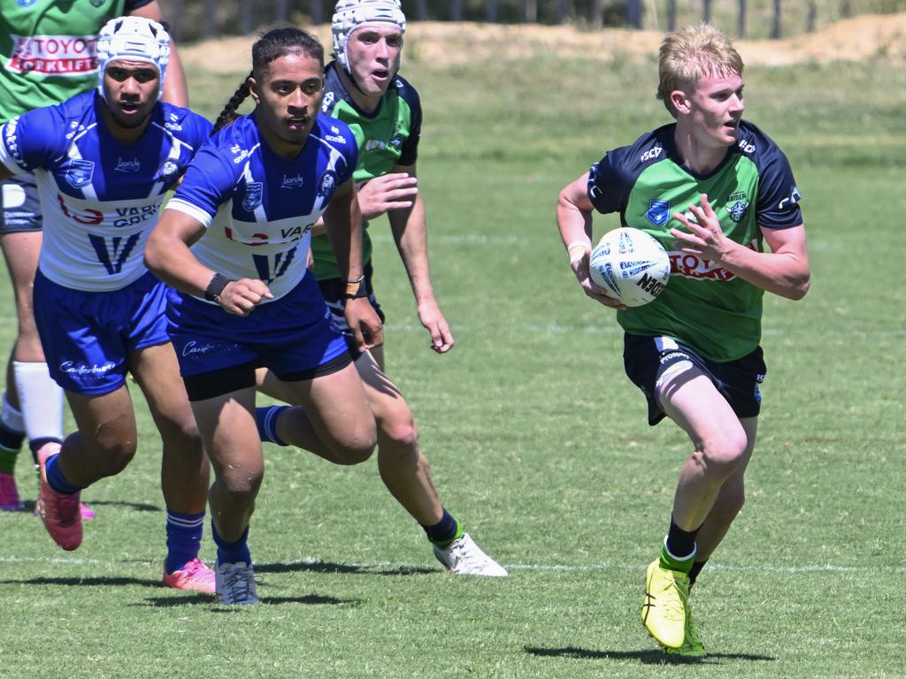 Bailey Logue makes a break. Picture: Martin Ollman