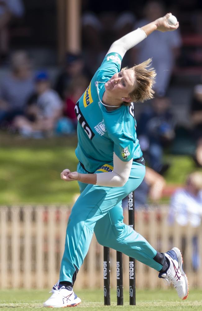 Sammy-Jo Johnson of the Heat bowls during the Womens Big Bash League (WBBL) Cricket match between Sydney Sixers and Brisbane Heat at North Sydney Oval in Sydney, Saturday, November 9, 2019. Picture: AAP Image/Craig Golding