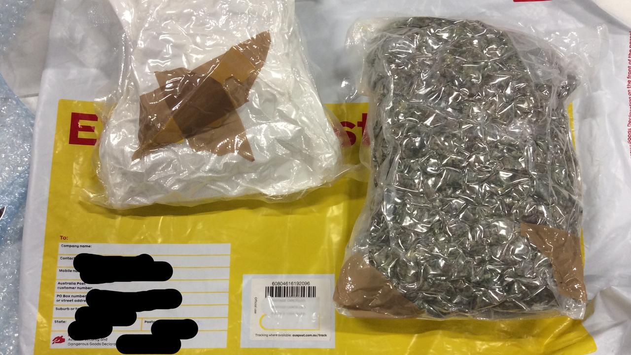A growing number of Australian drug dealers are turning to the dark web to sell their wares.