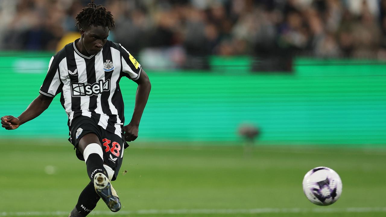 Garang Kuol playing for Newcastle United FC at the MCG (Photo by Robert Cianflone/Getty Images)