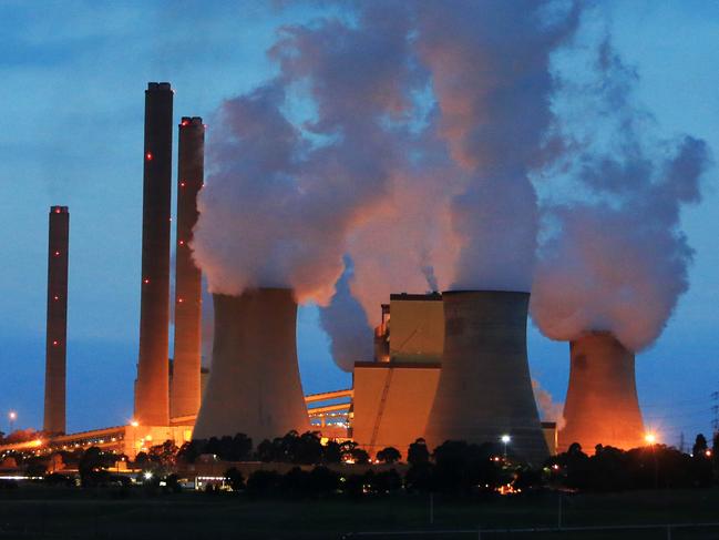 4/05/17  Loy Yang A power station in the Latrobe Valley. Aaron Francis/The Australian