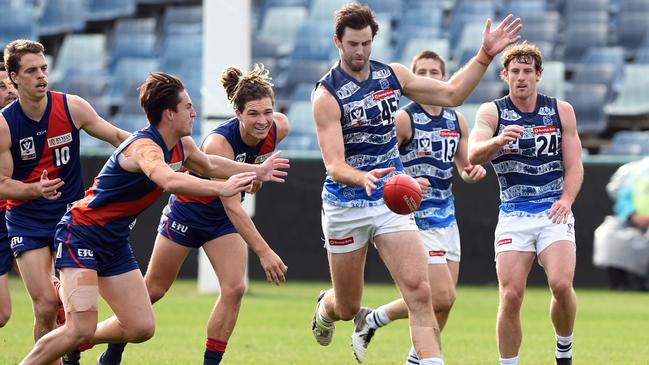 Former Geelong player Ryan Abbott is a delisted ruckman looking for another AFL club.