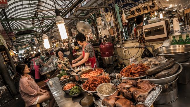 Vibrant food markets in the heart of Seoul.