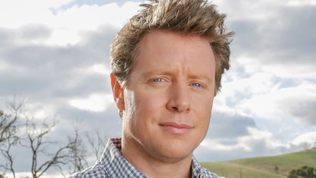 THIS IS EMBARGOED FOR THE HERALD SUN WEEKEND UNTIL JULY 14Barefoot Investor Scott Pape, with his wife Liz, at their farm in rural Victoria. Picture- Nicole Cleary