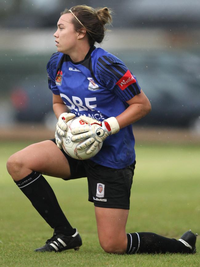 As a 17-year-old, Mackenzie Arnold made $1000 a season playing for Perth Glory. Picture: Morne de Klerk/Getty Images